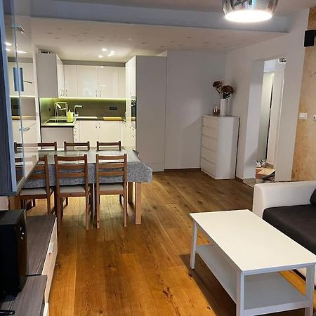 Porec, Tolle 3 Zi-Whg, Sehr Zentral, Top Zustand! Mit Internet Und W-Lan! מראה חיצוני תמונה